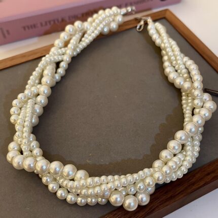 pearl necklace